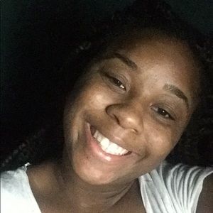 Meet your Posher, Nila